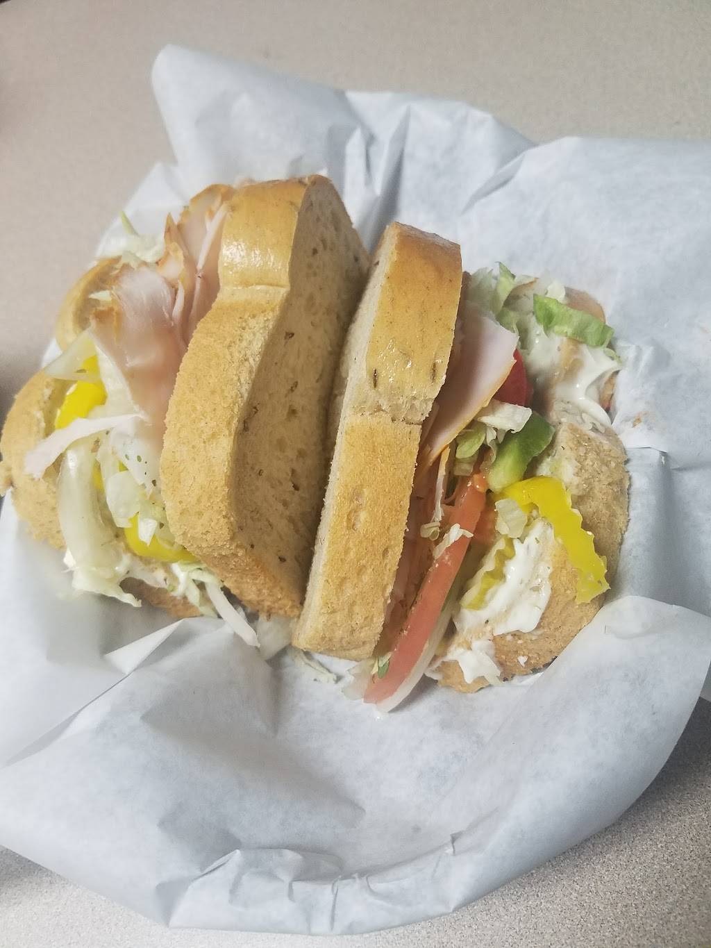 Timmy Flynns Red Pepper Deli & Grill | restaurant | 517 S Riverside Dr, Iowa City, IA 52246, USA | 3193375270 OR +1 319-337-5270