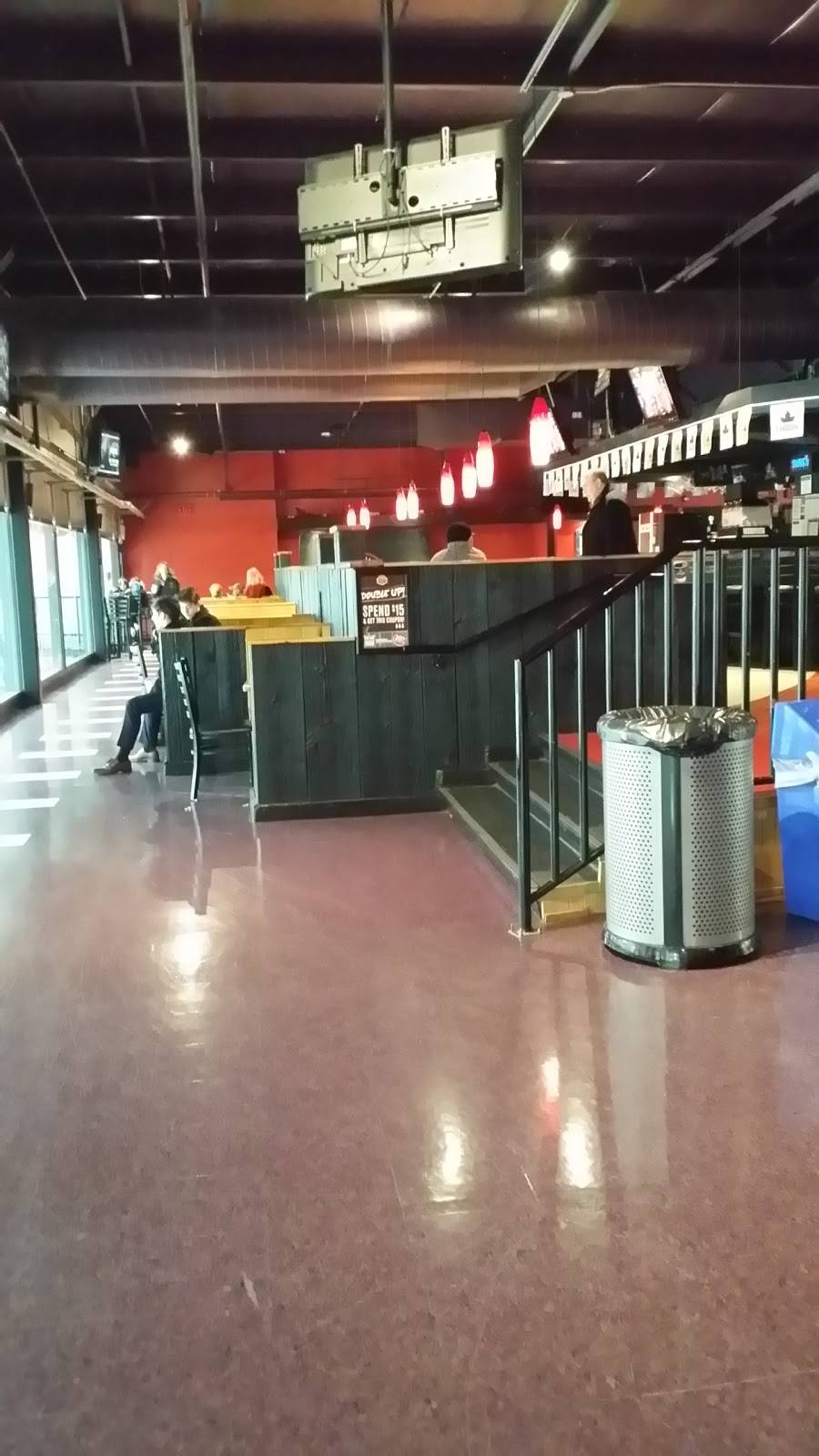 Canlan Ice Sports | restaurant | 2300 Cornwall Rd, Oakville, ON L6J 7T9, Canada | 9058456989 OR +1 905-845-6989