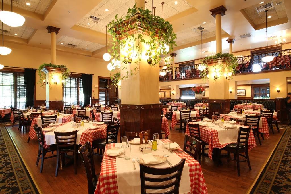 Maggianos Little Italy | restaurant | 205 Mall Blvd, King of Prussia, PA 19406, USA | 6109923333 OR +1 610-992-3333