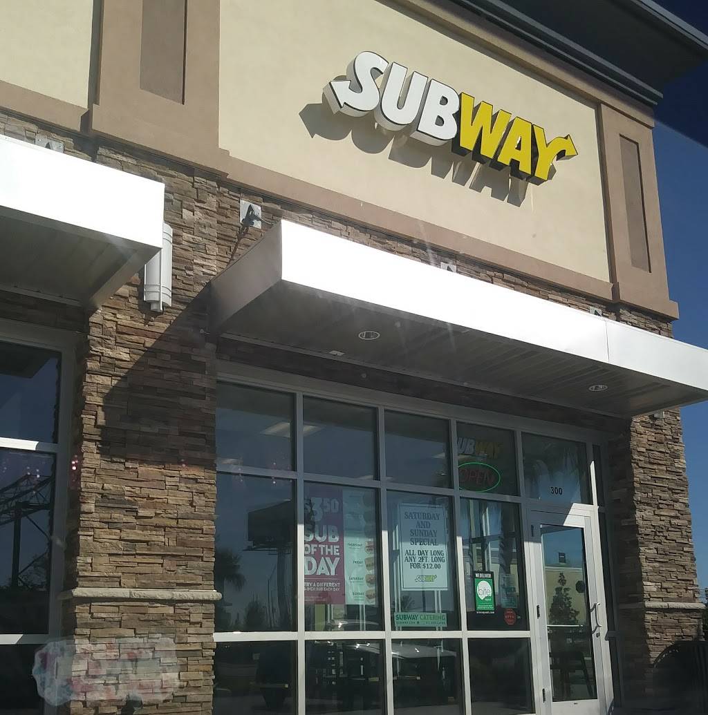 Subway Restaurants | restaurant | 2677 Roosevelt Blvd, Clearwater, FL 33760, USA | 7275352801 OR +1 727-535-2801