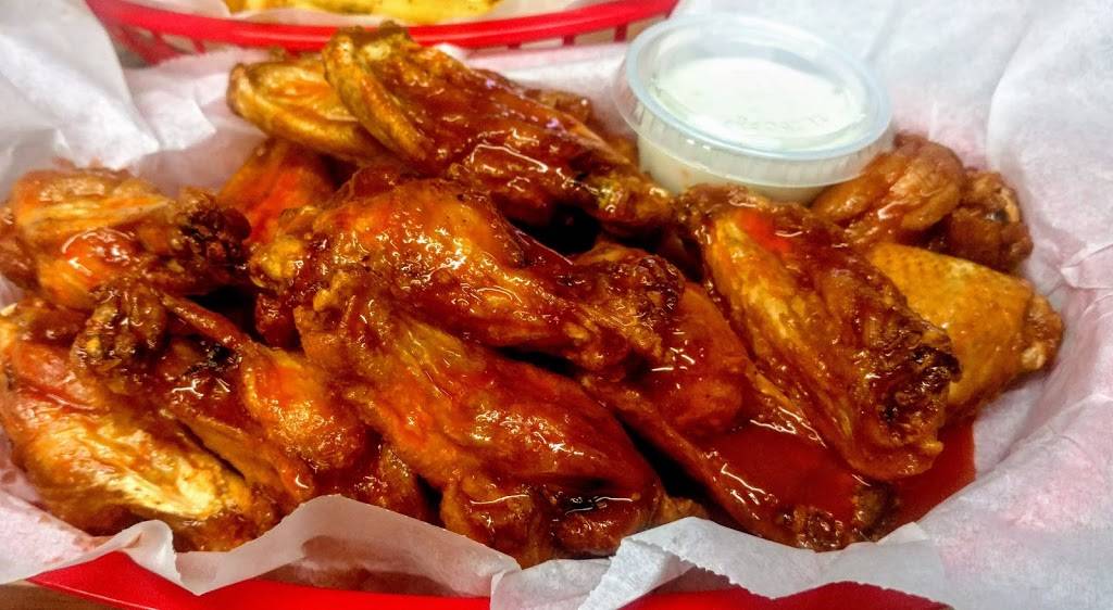 Herbs Wings | restaurant | 401 Parks Ave, Scottsboro, AL 35768, USA | 2565995616 OR +1 256-599-5616
