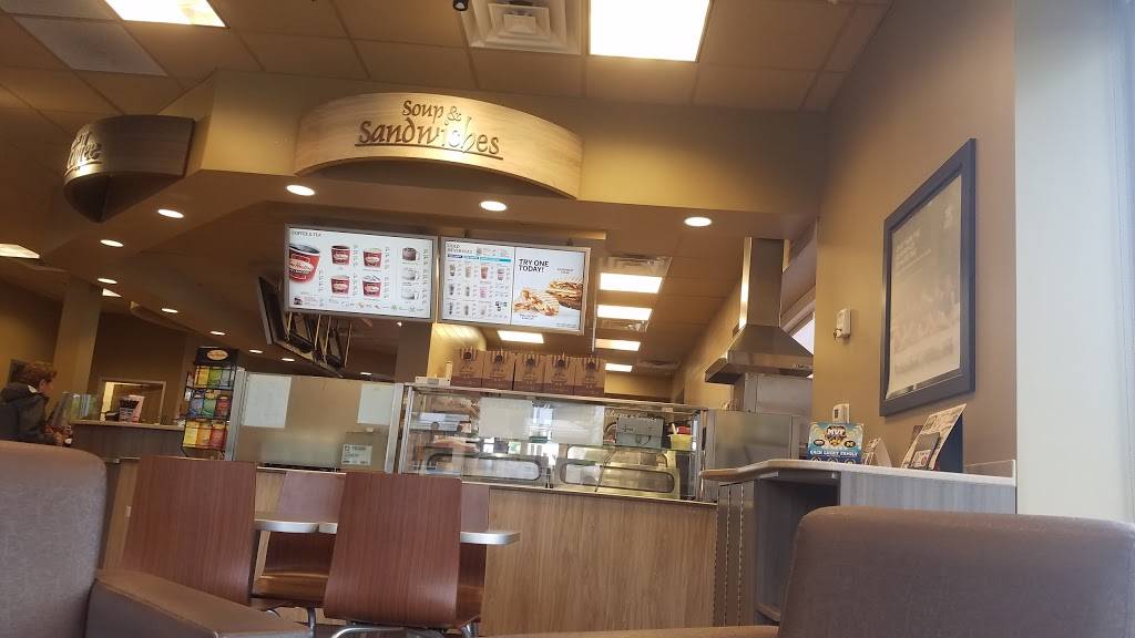 Tim Hortons | restaurant | 1900 N Latson Rd, Howell, MI 48843, USA | 5175528780 OR +1 517-552-8780
