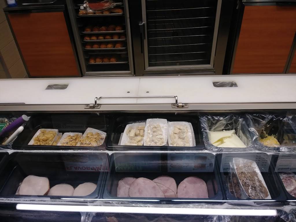 Subway Restaurants | restaurant | 1160 E 7th St, Long Beach, CA 90813, USA | 5629014400 OR +1 562-901-4400