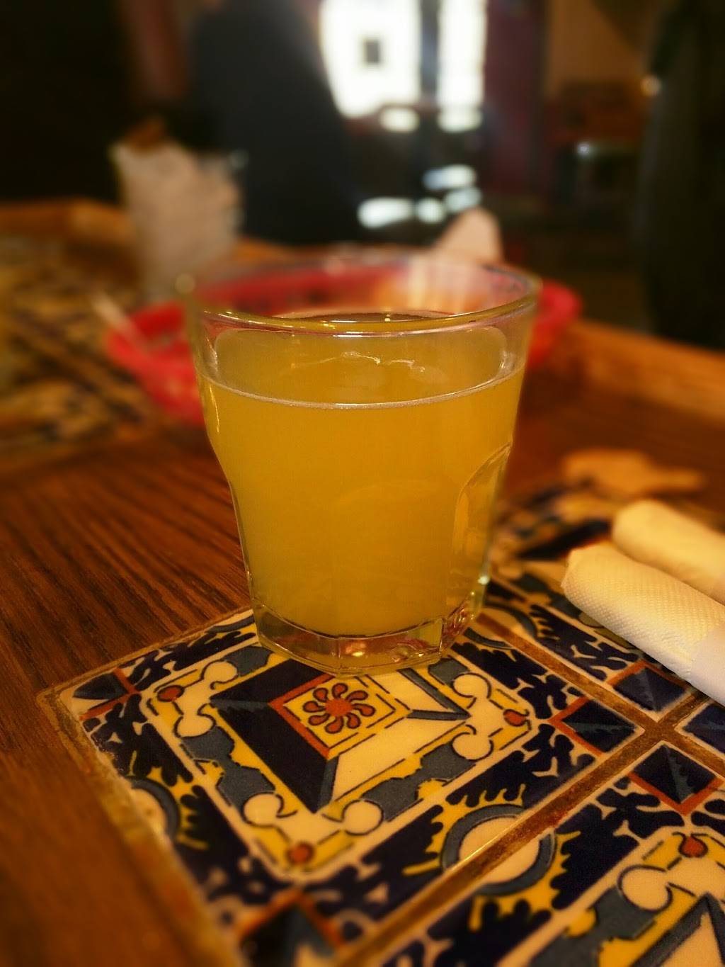 The Alamo Bar & Grill | restaurant | 2311 Borchard Rd, Newbury Park, CA 91320, USA | 8054983115 OR +1 805-498-3115