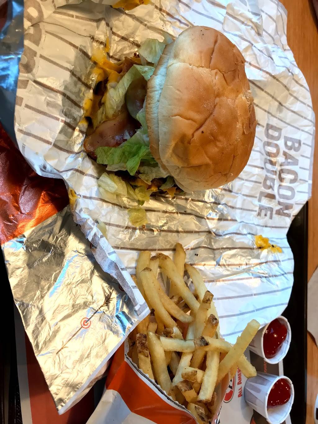 A&W Restaurant | restaurant | 1601 Gratiot Blvd, Marysville, MI 48040, USA | 8104328938 OR +1 810-432-8938