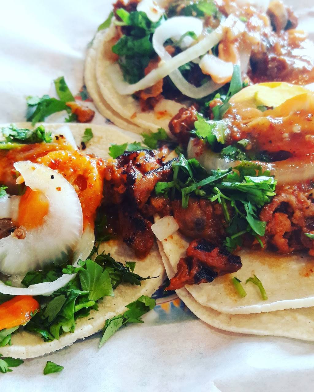 Taqueria El Chavocho | restaurant | 900 W Wooley Rd, Oxnard, CA 93030, USA | 8054836700 OR +1 805-483-6700