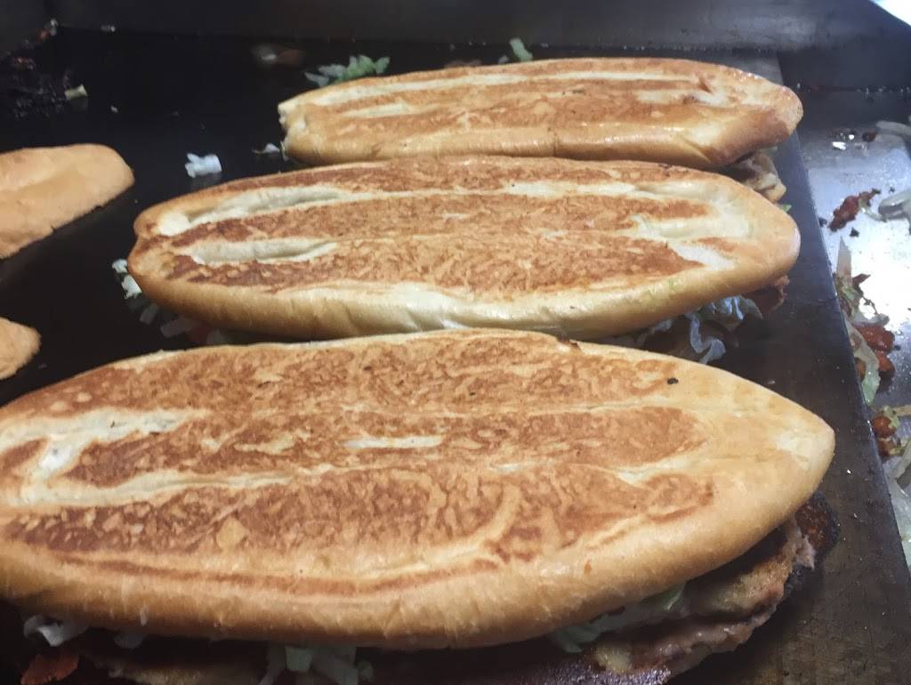 Los Agavez Taqueria | restaurant | 3166 N High St, Columbus, OH 43202, USA | 6142067634 OR +1 614-206-7634