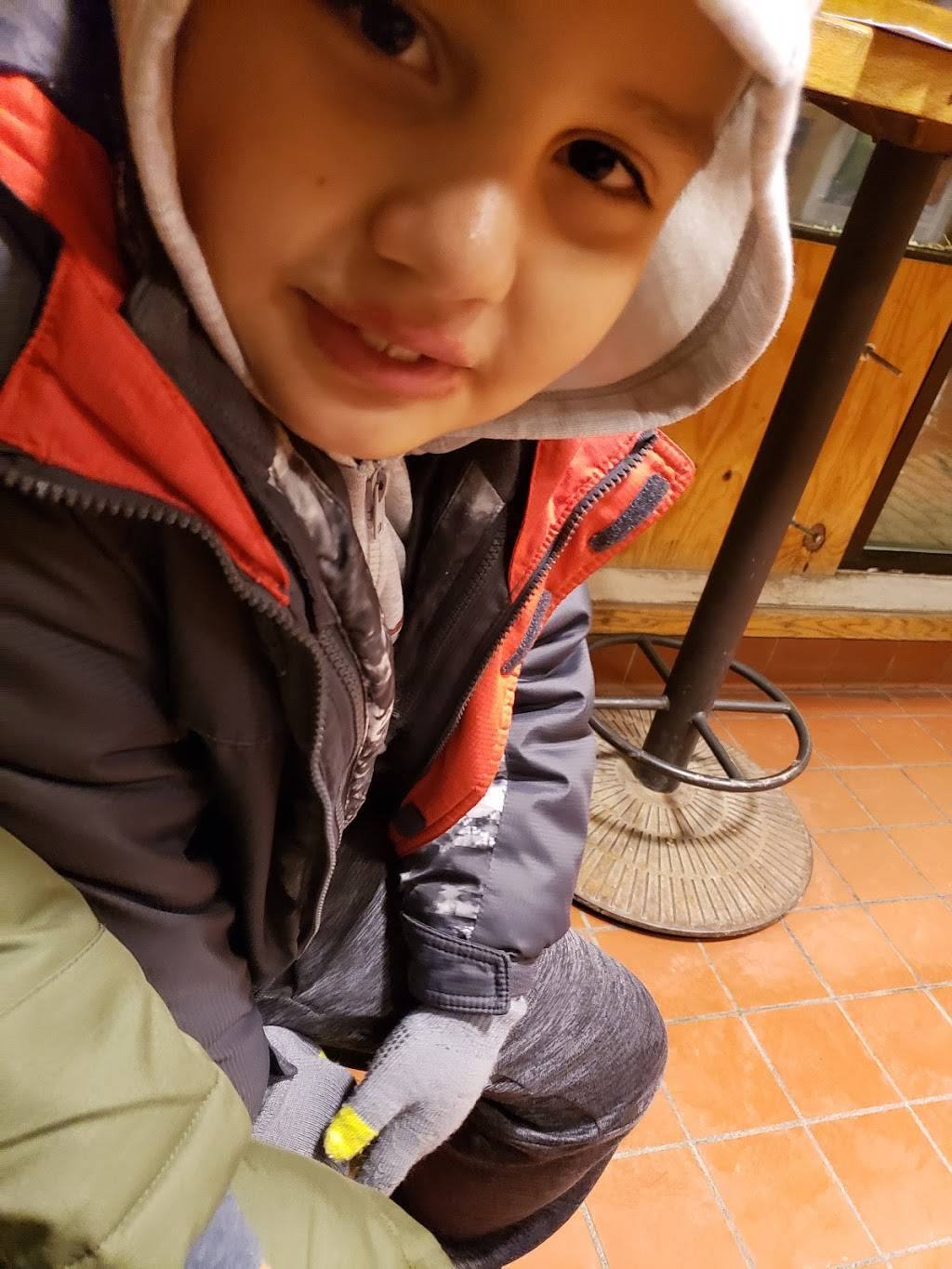 Little Millys Oven Fresh Pizza | restaurant | 2608 South Ave, Youngstown, OH 44502, USA | 3307882330 OR +1 330-788-2330