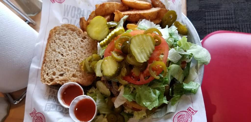 Fuddruckers | restaurant | 25309 Evergreen Rd, Southfield, MI 48075, USA | 2488096714 OR +1 248-809-6714