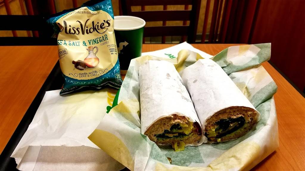 Subway Restaurants | restaurant | 205 University Ave, Palo Alto, CA 94301, USA | 6503251805 OR +1 650-325-1805