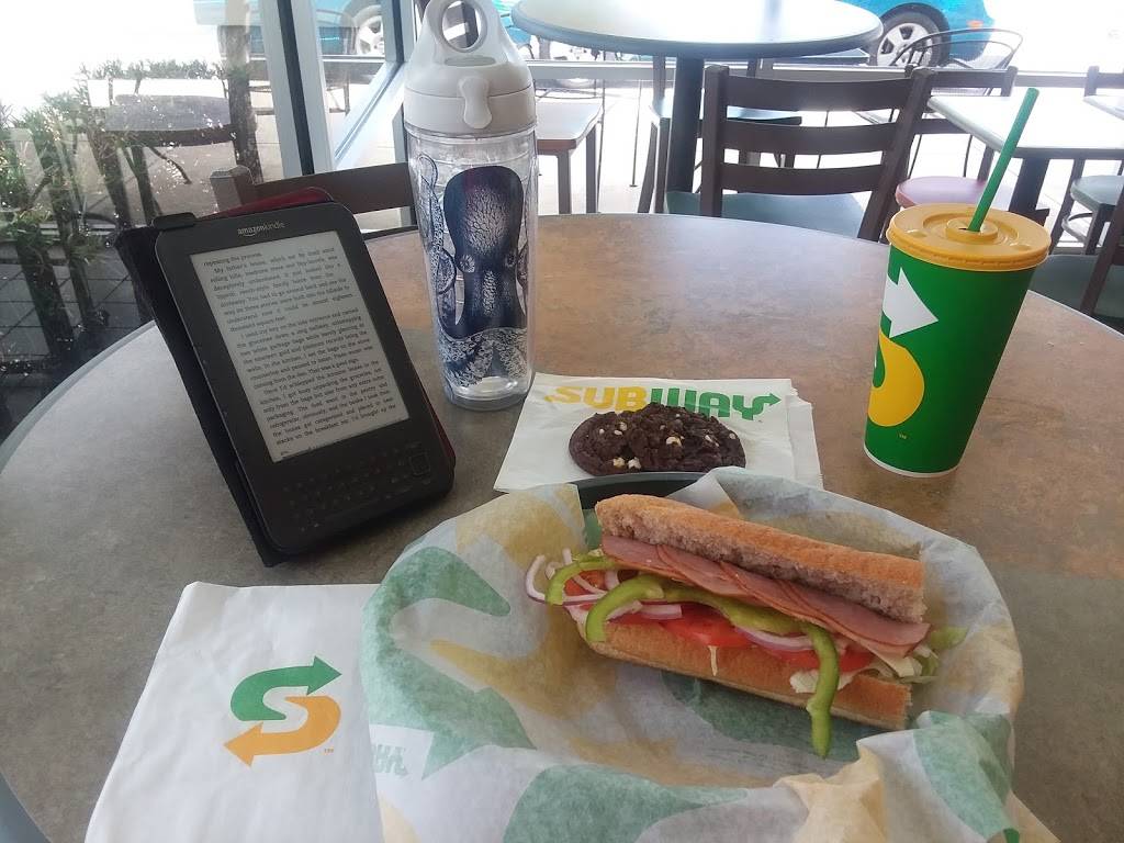 Subway | restaurant | 915 Doyle Rd, Shopping Ctr suite 101, Deltona, FL 32725, USA | 3865750029 OR +1 386-575-0029