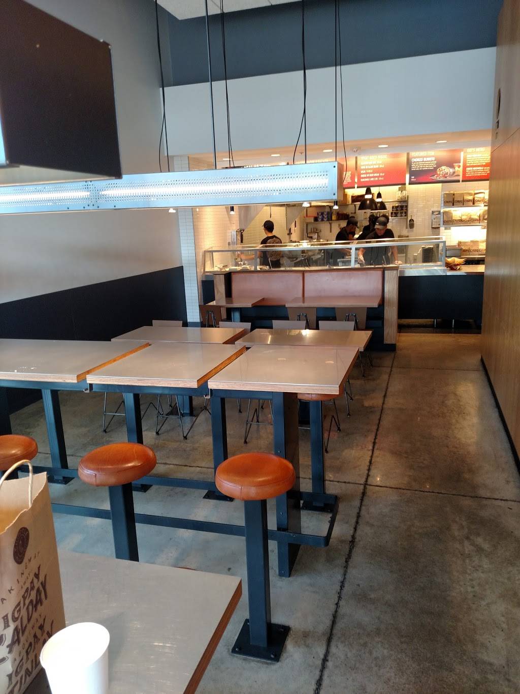 Chipotle Mexican Grill | restaurant | 10150 Reisterstown Rd #40, Owings Mills, MD 21117, USA | 4433949121 OR +1 443-394-9121