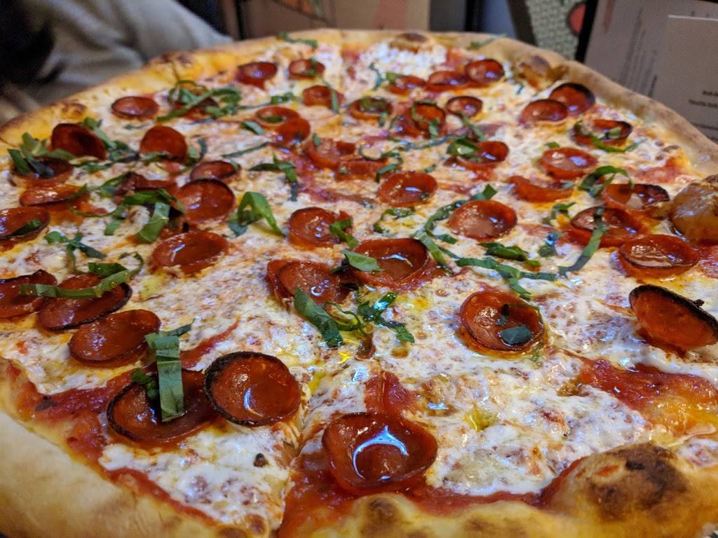 The StopAlong | restaurant | 1812 N Milwaukee Ave, Chicago, IL 60647, USA | 7733944694 OR +1 773-394-4694