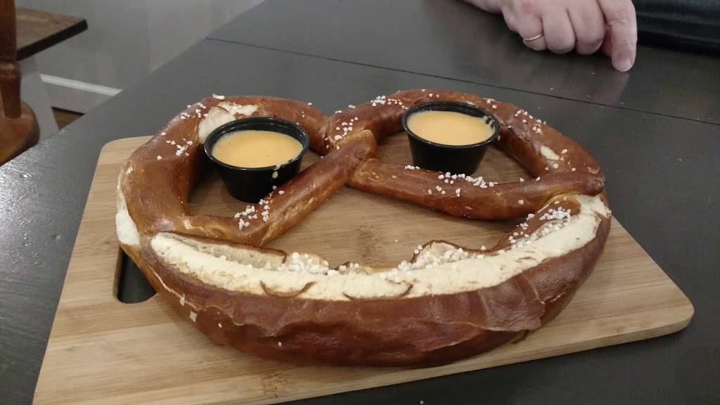 Scratch | restaurant | 227 E Lincoln St, St Joseph, IL 61873, USA | 2174696230 OR +1 217-469-6230