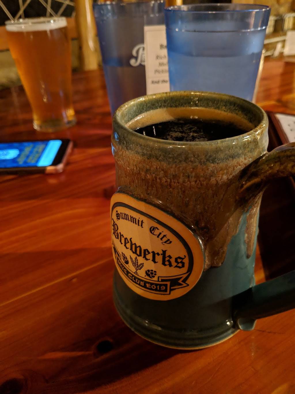 Summit City Brewerks | restaurant | 1501 E Berry St #106, Fort Wayne, IN 46803, USA | 2604200222 OR +1 260-420-0222