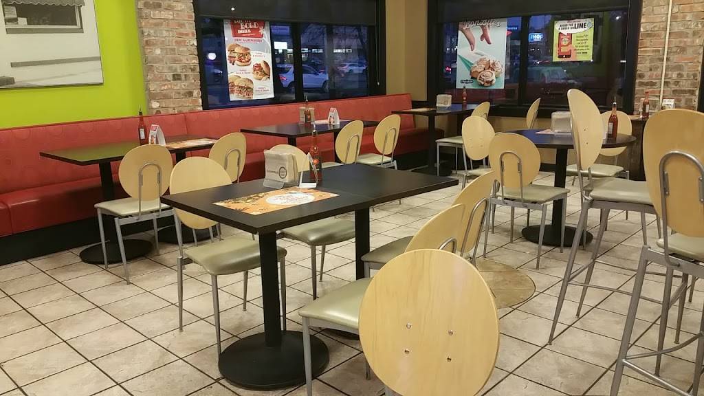 Schlotzskys | bakery | 2343 E 71st St, Tulsa, OK 74136, USA | 9184964663 OR +1 918-496-4663