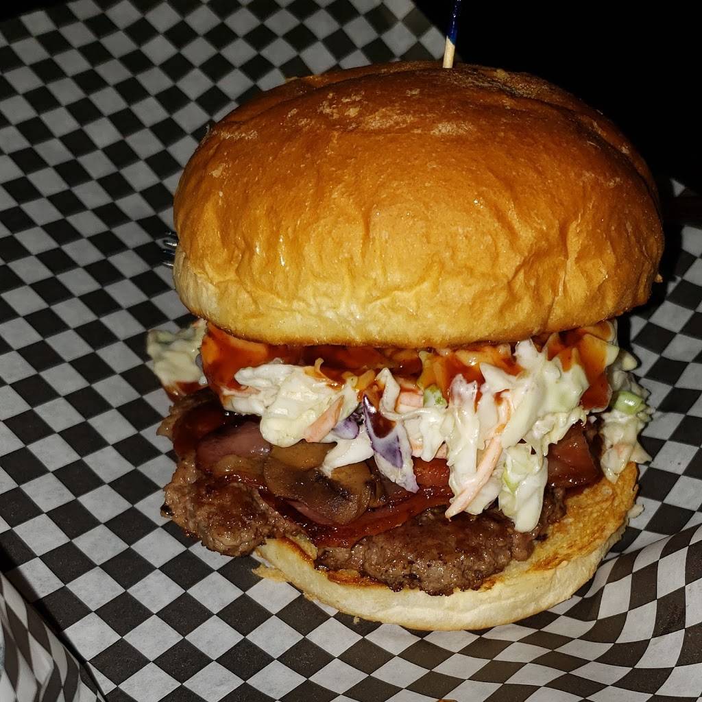 JL Beers NE Minneapolis | restaurant | 24 University Ave NE #100, Minneapolis, MN 55413, USA | 6122080400 OR +1 612-208-0400