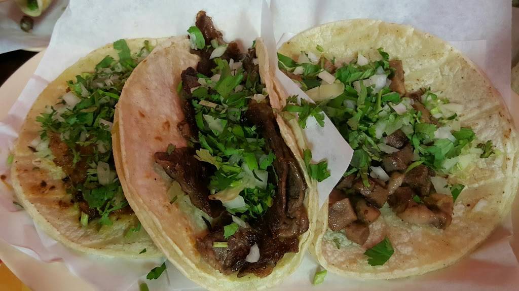 El Taco Sabroso 2 Inc, | restaurant | 10812 S Cicero Ave, Oak Lawn, IL 60453, USA | 7082290027 OR +1 708-229-0027
