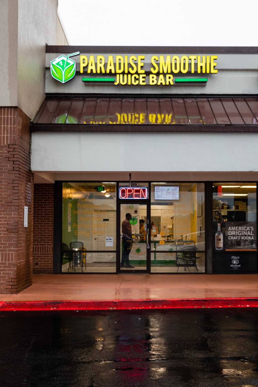 Paradise Smoothie Juice Bar | restaurant | 1750 Powder Springs Rd SW #300, Marietta, GA 30064, USA | 7704552977 OR +1 770-455-2977