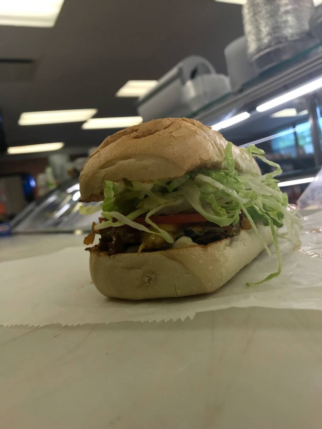 NyHometown deli | restaurant | 165 S Plank Rd, Newburgh, NY 12550, USA | 8454206121 OR +1 845-420-6121