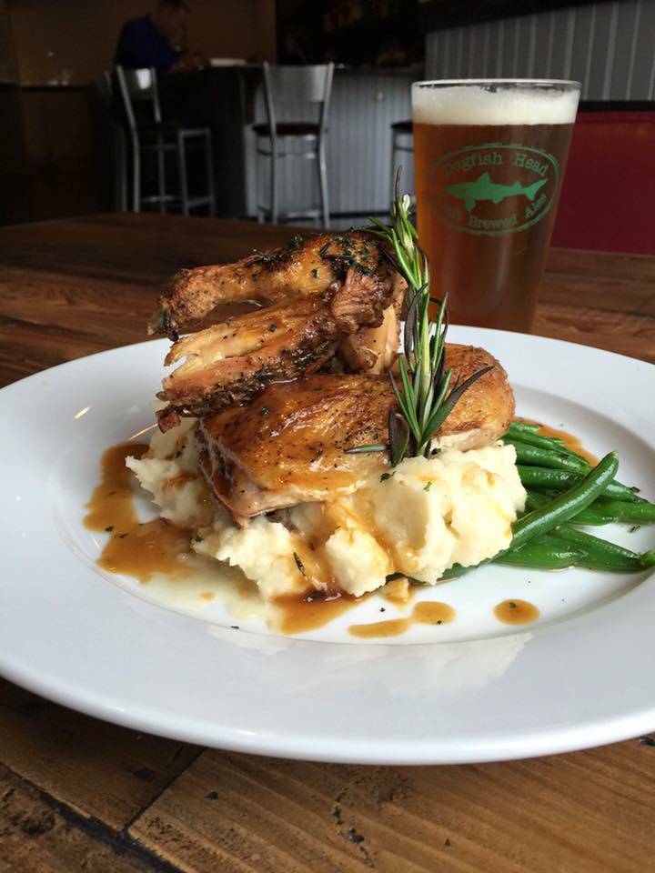 The Pike | restaurant | 271-02 Union Tpke, Queens, NY 11040, USA | 7183478052 OR +1 718-347-8052