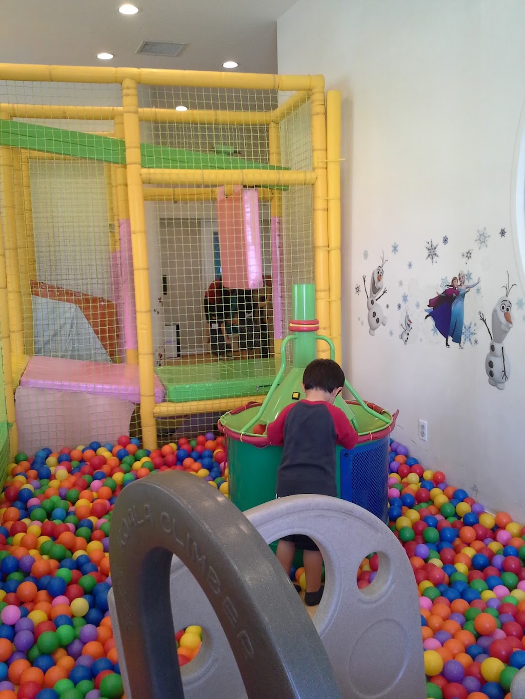 Little Prince Kids Cafe | restaurant | McComber Shopping Center, 5300 Beach Blvd #118, Buena Park, CA 90621, USA | 7146901432 OR +1 714-690-1432