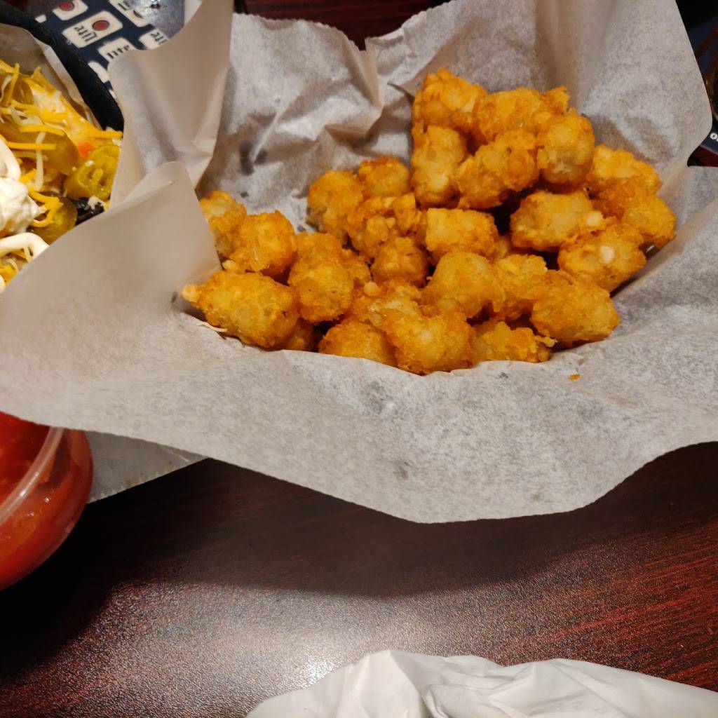 Outtakes Bar & Grill | restaurant | 2733 Winnetka Ave N, New Hope, MN 55427, USA | 7634170017 OR +1 763-417-0017