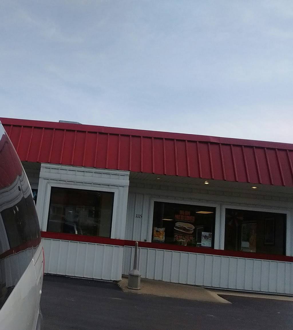 Penguin Point | restaurant | 1115 W Lake St, Warsaw, IN 46580, USA | 5742672456 OR +1 574-267-2456