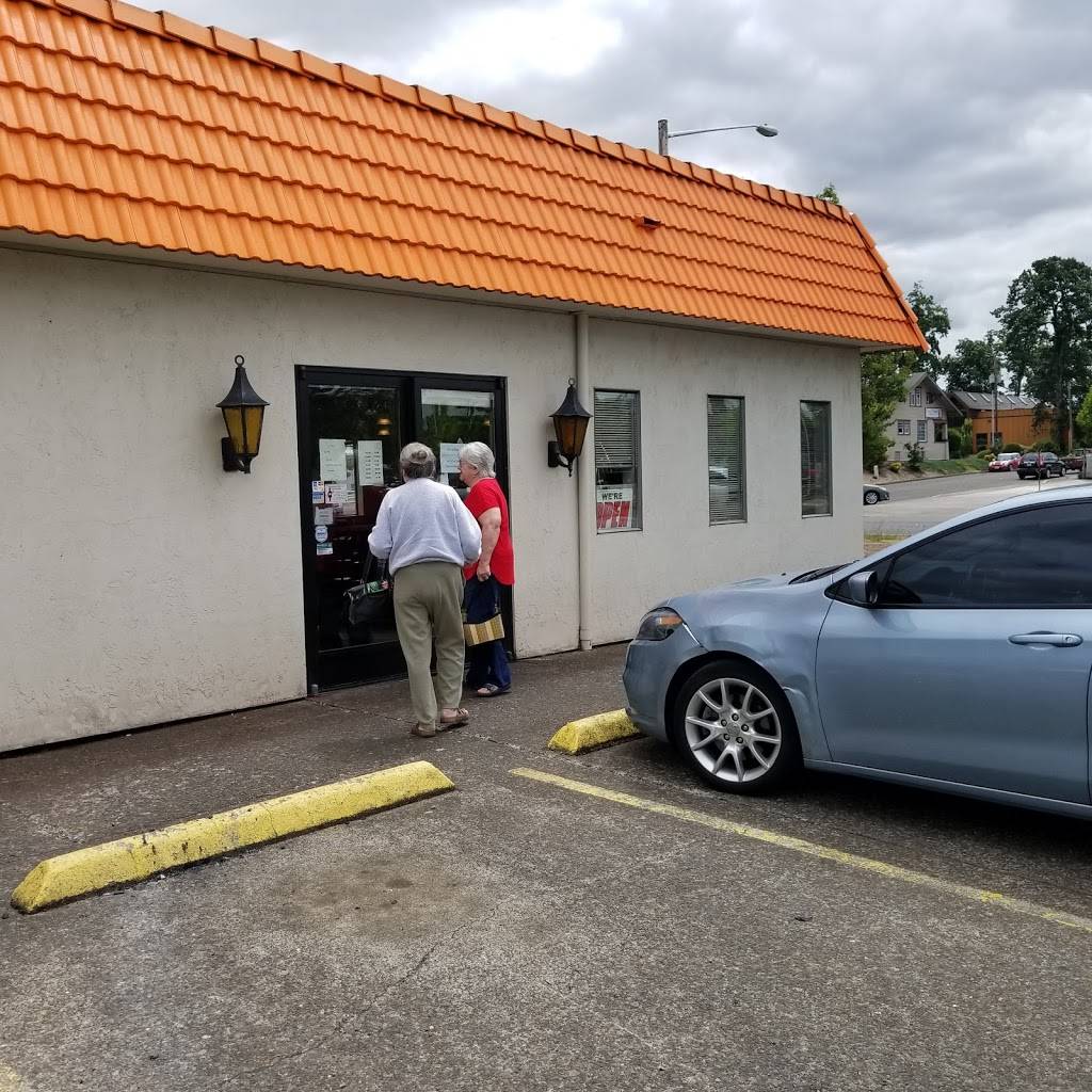 A B Chinese Restaurant | meal delivery | 1121 Pacific Blvd SE, Albany, OR 97321, USA | 5419286688 OR +1 541-928-6688