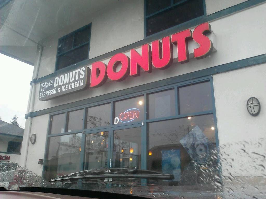 Tylers Donut House | bakery | 11108 Evergreen Way # D, Everett, WA 98204, USA | 4253478305 OR +1 425-347-8305