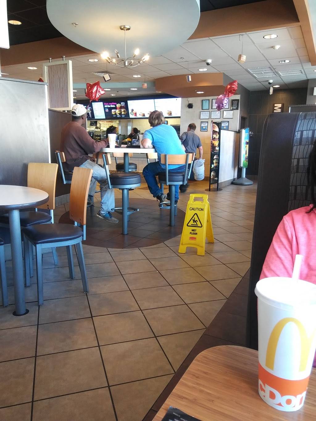 McDonalds | cafe | 9145 Eastchase Pkwy, Montgomery, AL 36117, USA | 3342397883 OR +1 334-239-7883
