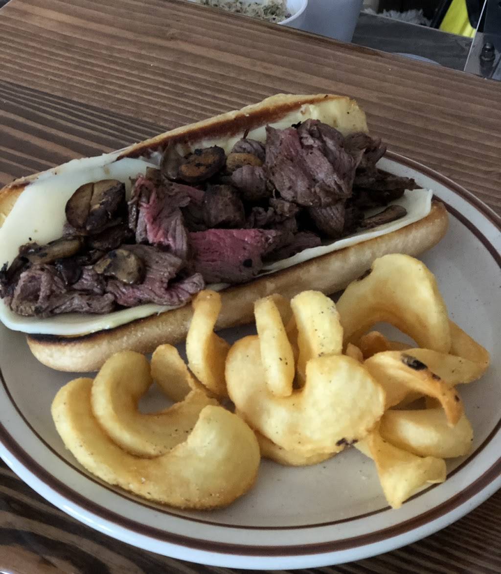 Peggys Place | restaurant | 3010 Evergreen Way, Washougal, WA 98671, USA | 3602105500 OR +1 360-210-5500