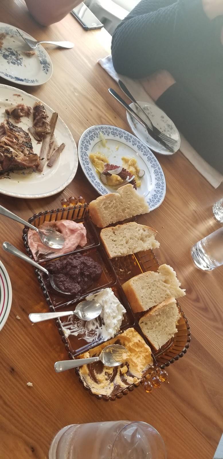 Taverna Khione | restaurant | 25 Mill Rd, Brunswick, ME 04011, USA | 2074062847 OR +1 207-406-2847