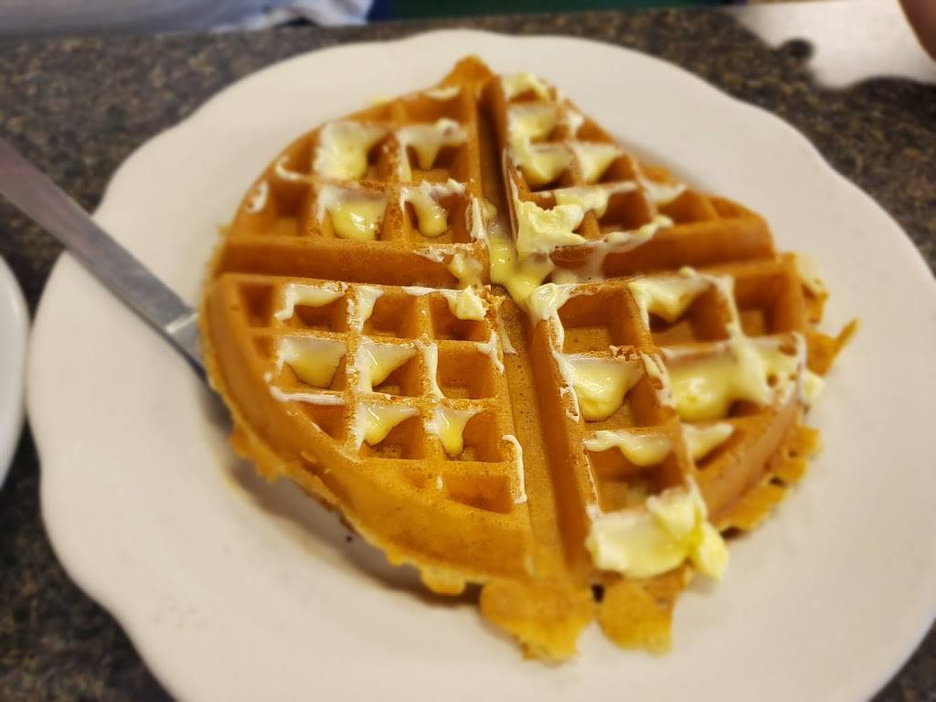 Breakfast at Valeries | restaurant | 516 SE Chkalov Dr, Vancouver, WA 98683, USA | 3608285805 OR +1 360-828-5805