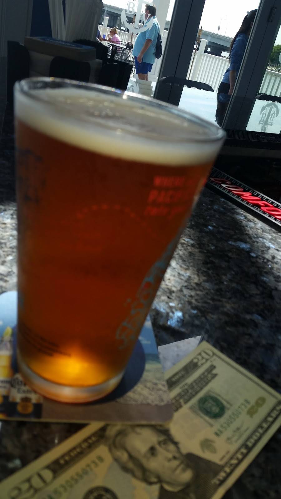 Bayview | restaurant | 25 Van Brunt Rd, Far Rockaway, NY 11693, USA | 7189452525 OR +1 718-945-2525