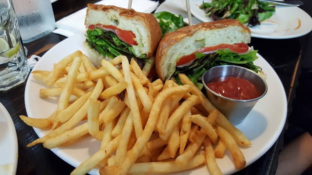 Broadway Pizza & Grill | restaurant | 120 E Broadway, Long Beach, CA 90802, USA | 5629019690 OR +1 562-901-9690