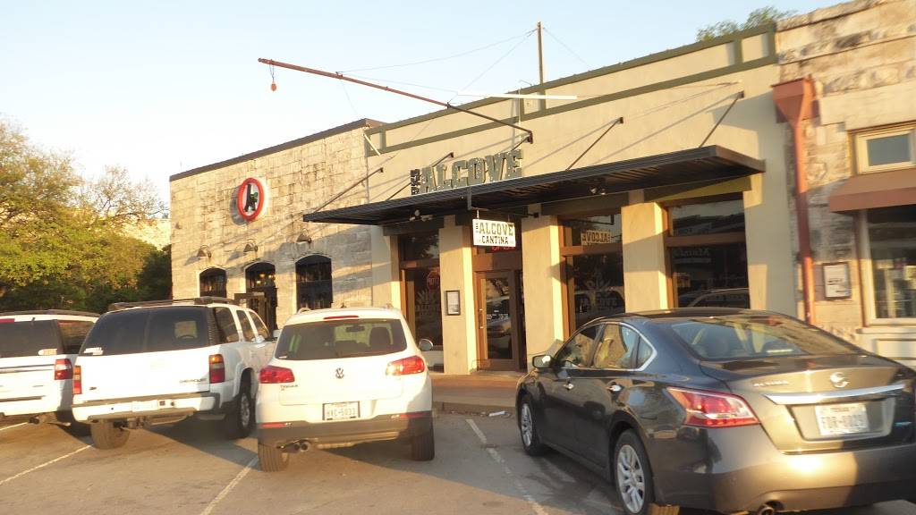 The Alcove Cantina | restaurant | 119 E Main St, Round Rock, TX 78664, USA | 5127706745 OR +1 512-770-6745