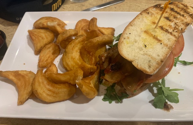 Pier House Orange Beach | restaurant | 22703 Perdido Beach Blvd, Orange Beach, AL 36561, USA | 2512560009 OR +1 251-256-0009