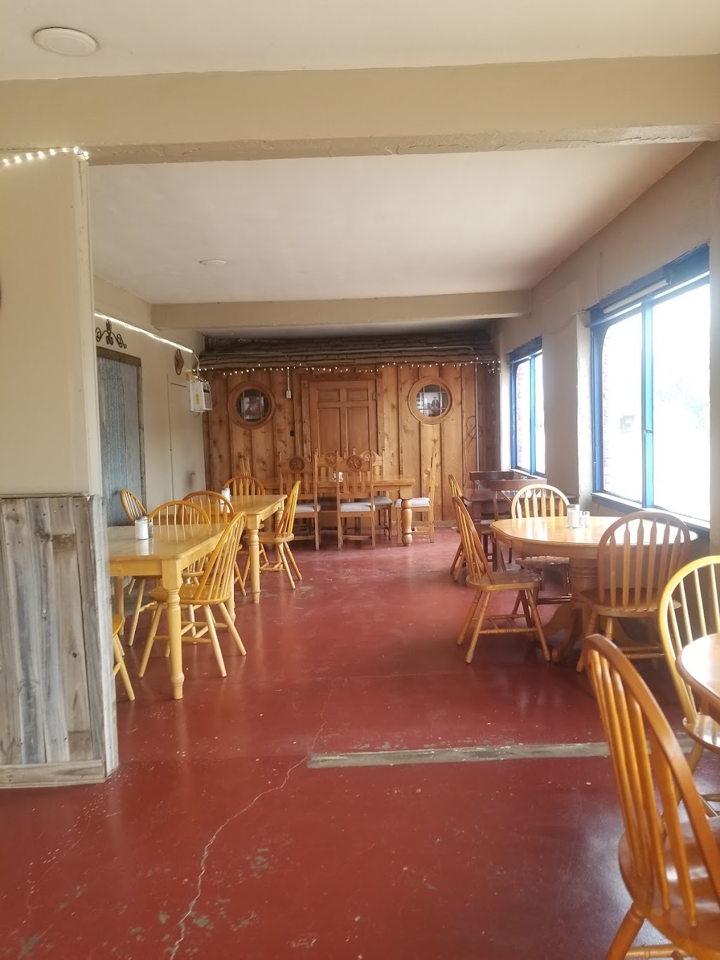 El Tejanos Tex Mex Grill | restaurant | 100 Cypress St, Roscoe, TX 79545, USA | 3257663622 OR +1 325-766-3622