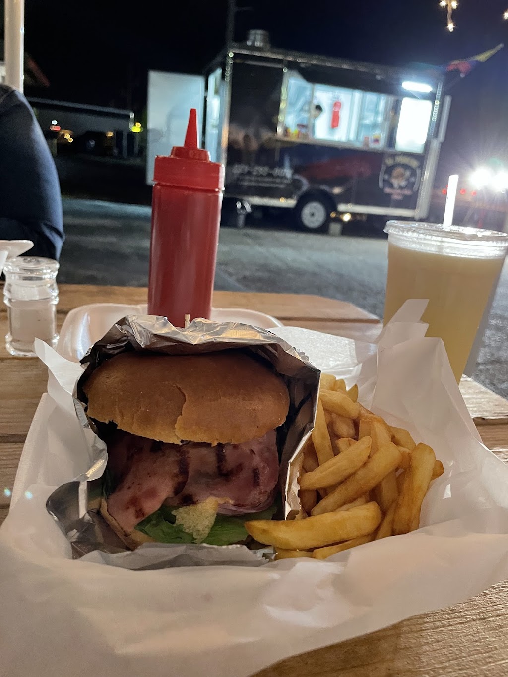 El Parche Colombian Fast Food | restaurant | 924 Del Prado Blvd S, Cape Coral, FL 33990, USA | 2392930012 OR +1 239-293-0012