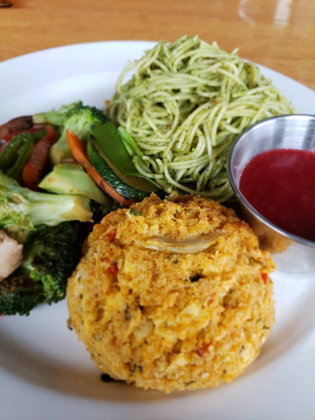 Majani Restaurant | restaurant | 7167 S Exchange Ave, Chicago, IL 60649, USA | 7733594019 OR +1 773-359-4019