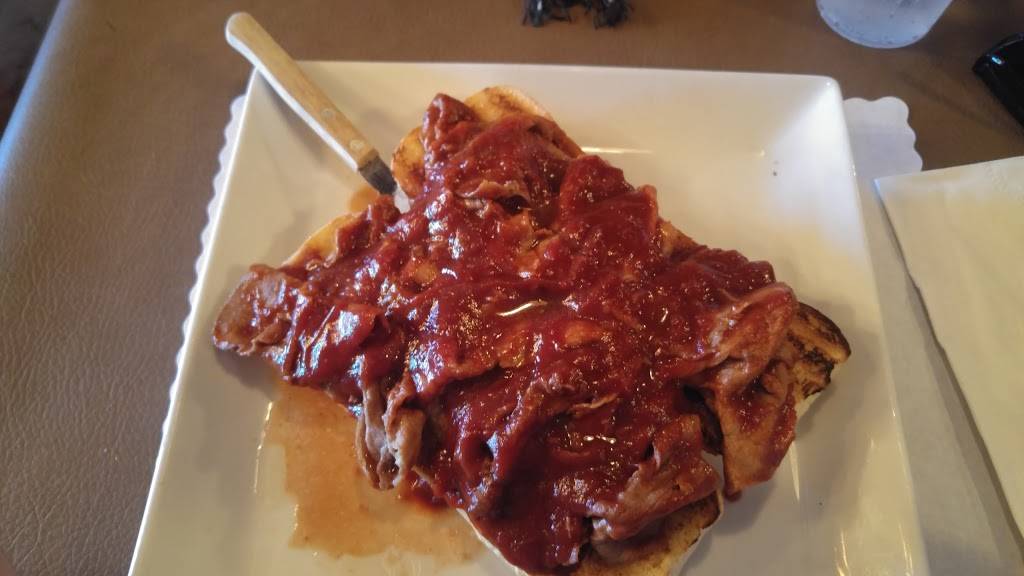 Ferrareses | restaurant | 1161 E F St, Oakdale, CA 95361, USA | 2098472079 OR +1 209-847-2079