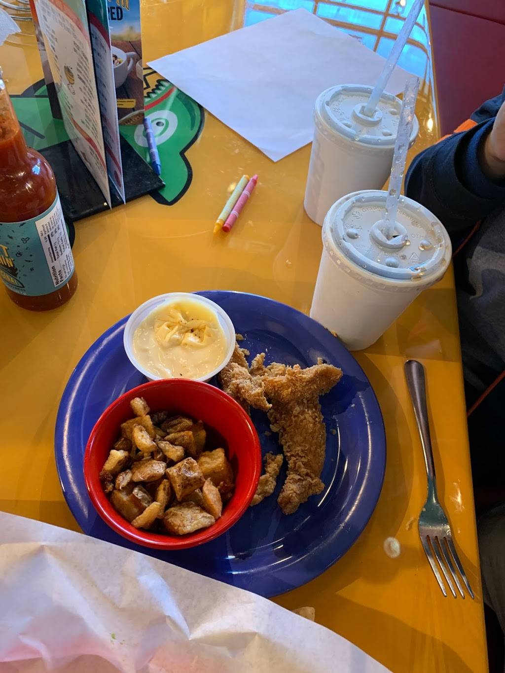 Fuzzys Taco Shop | restaurant | 4521 E 21st St N #107, Wichita, KS 67208, USA | 3166848227 OR +1 316-684-8227