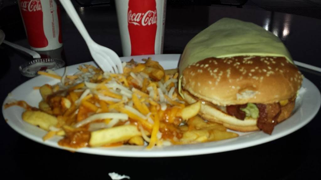 Classic Burger | restaurant | 180 S Citrus St, West Covina, CA 91791, USA | 6263320055 OR +1 626-332-0055