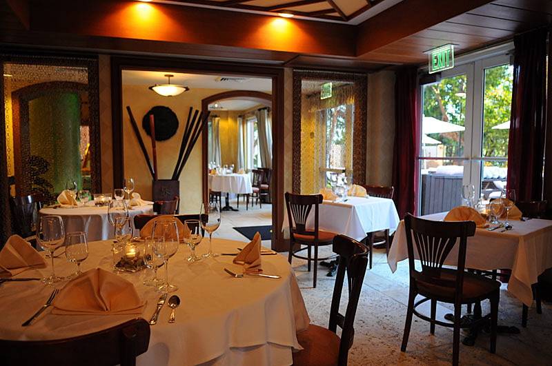 The Mutiny Hotel | restaurant | 2951 S Bayshore Dr, Miami, FL 33133, USA | 3054412100 OR +1 305-441-2100