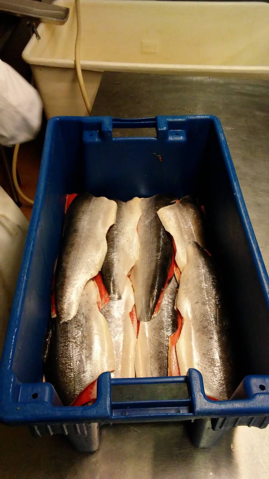 10th & M Seafoods | restaurant | 1020 M St, Anchorage, AK 99501, USA | 9072723474 OR +1 907-272-3474