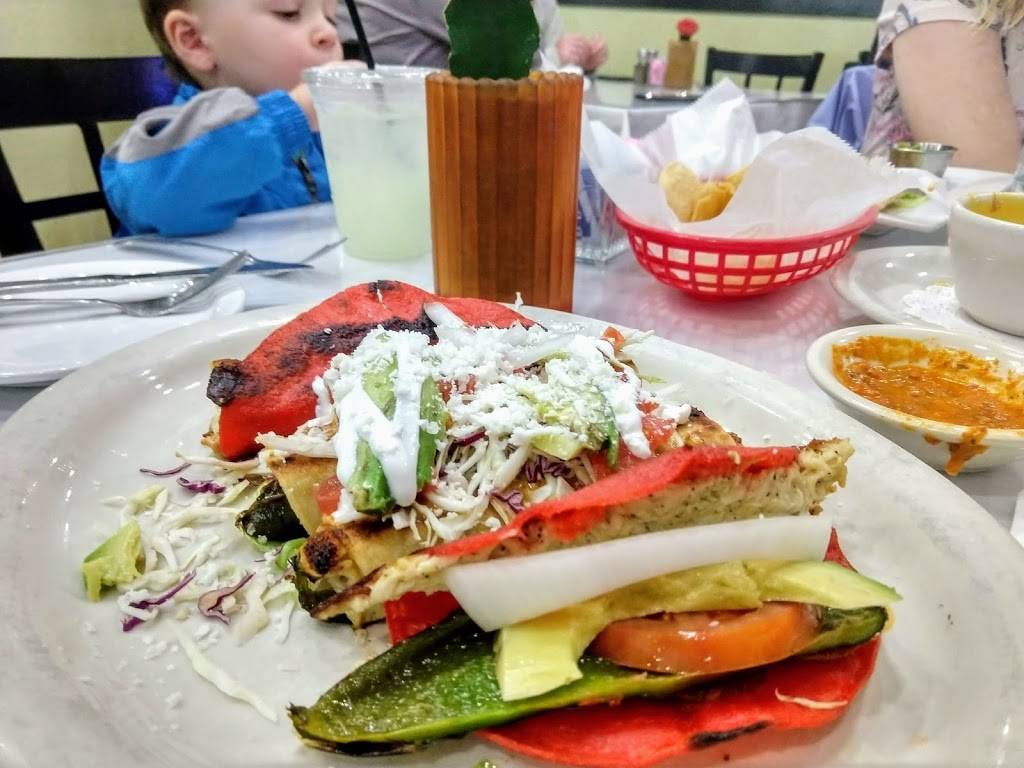 Soluna | restaurant | 7959 Broadway Street St #204, San Antonio, TX 78209, USA | 2109308070 OR +1 210-930-8070