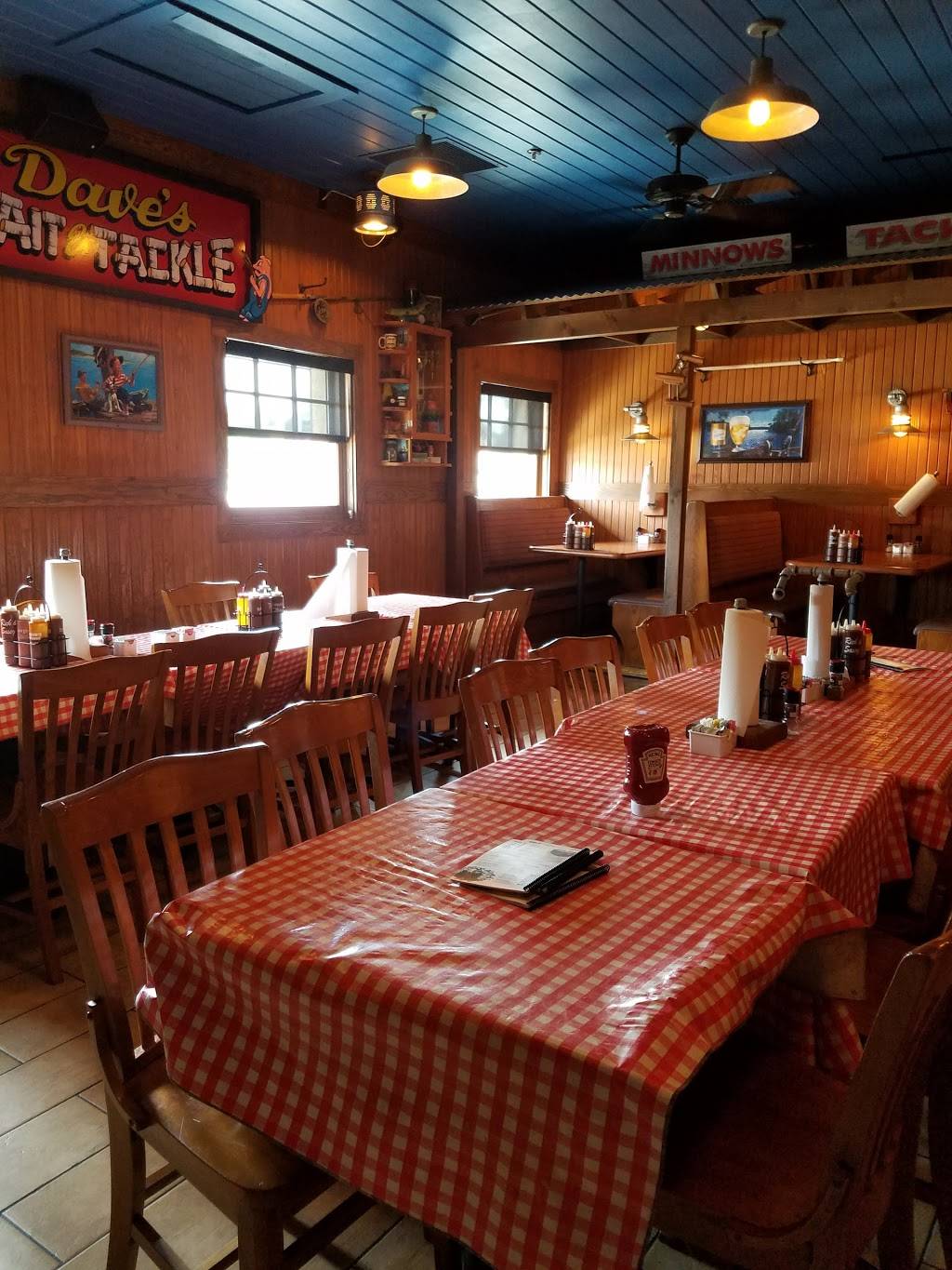 Famous Daves Bar-B-Que | restaurant | 27500 W Lugonia Ave, Redlands, CA 92374, USA | 9097924151 OR +1 909-792-4151