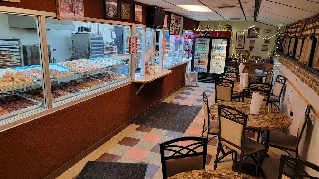 Tastee Donuts | bakery | 4950 S Washington Ave, Titusville, FL 32780, USA | 3215674234 OR +1 321-567-4234