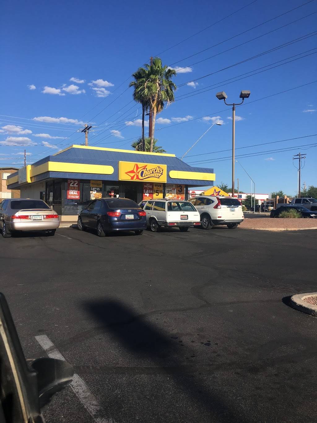 Churchs Chicken | restaurant | 402 W Valencia Rd, Tucson, AZ 85706, USA | 5208896519 OR +1 520-889-6519